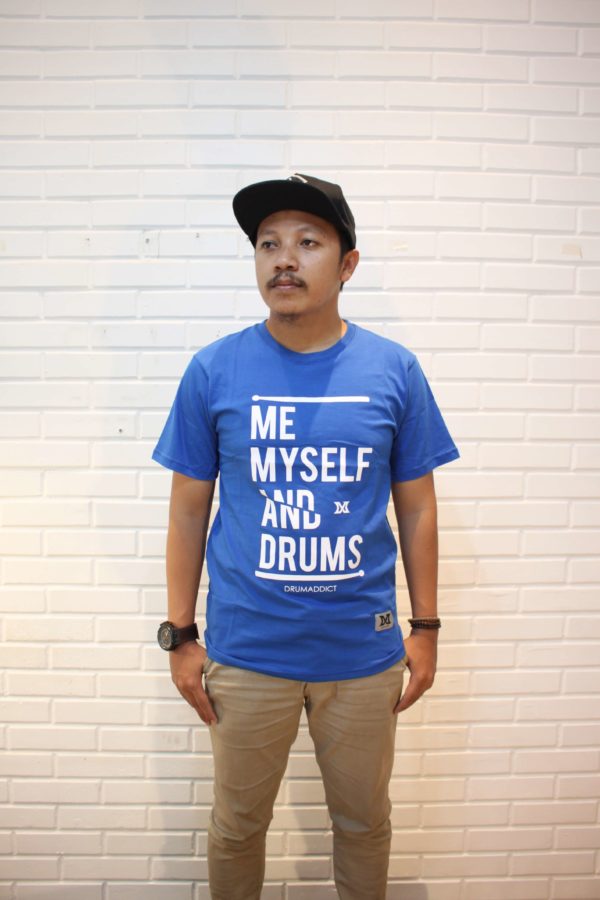 white-me-myself-and-drums-002